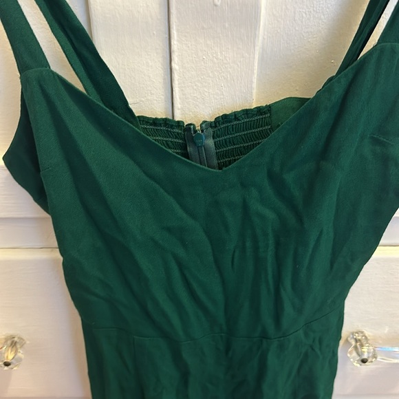 Reformation green dress - Picture 3 of 8
